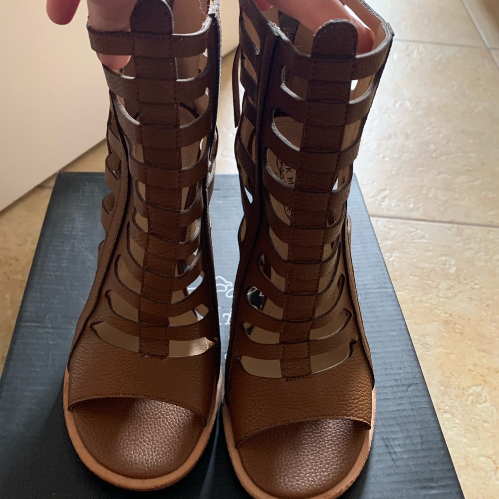 Pink martini sandals